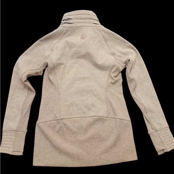 Lululemon Radiant Jacket II Heathered Spanish Oak NWT Womens 10 EXPIRED Sweater! - Picture 6 of 9